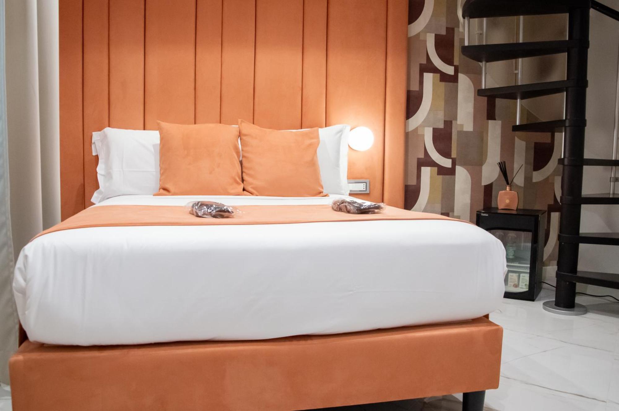 Home At Rome Luxury Navona Suites Εξωτερικό φωτογραφία