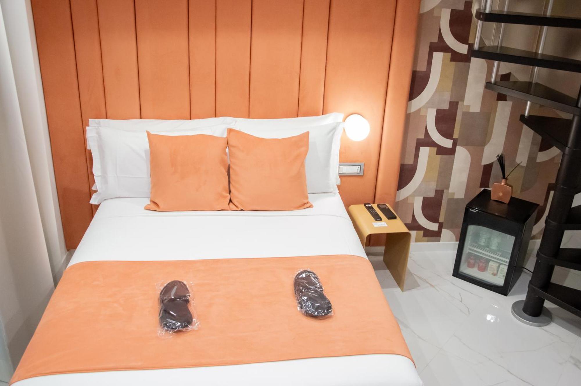 Home At Rome Luxury Navona Suites Εξωτερικό φωτογραφία